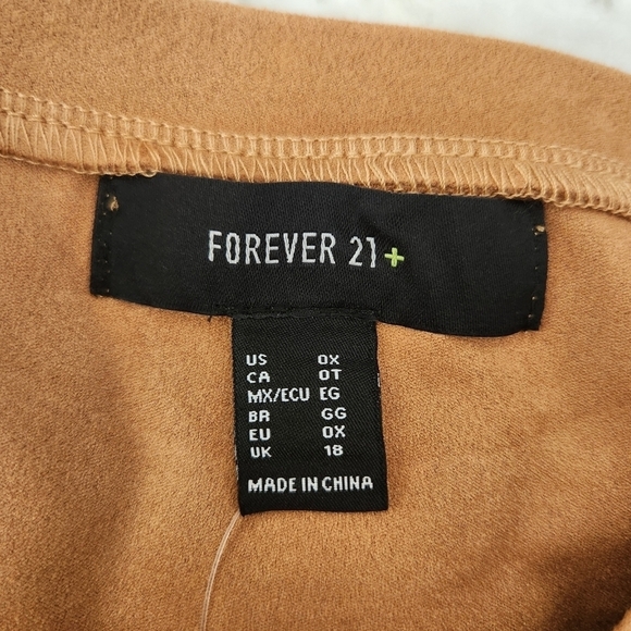 Forever 21 + Knit Top Tee Camel. Size 0X. New. - Picture 7 of 8